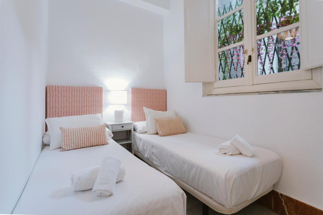 Apartamento Bright And Cozy-1bd 1bth & 2bd 1bth- La Giralda